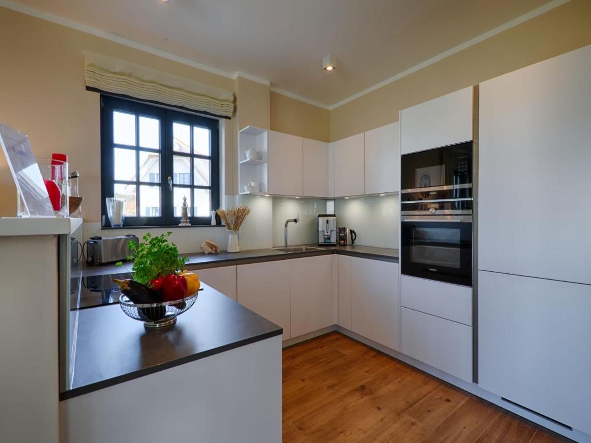 Reetland Am Meer - Luxus Reetdachvilla Mit 3 Schlafzimmern, Sauna Und Kamin F18 Dranske Bagian luar foto