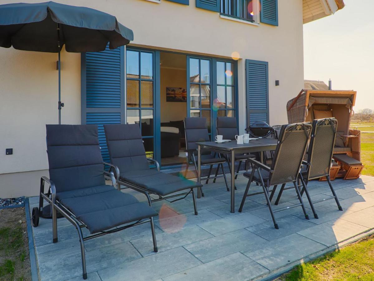 Reetland Am Meer - Luxus Reetdachvilla Mit 3 Schlafzimmern, Sauna Und Kamin F18 Dranske Bagian luar foto