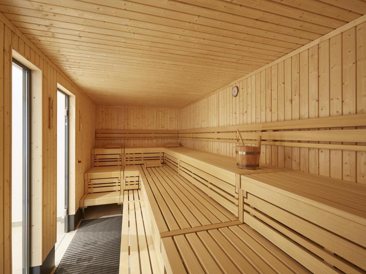 Reetland Am Meer - Luxus Reetdachvilla Mit 3 Schlafzimmern, Sauna Und Kamin F18 Dranske Bagian luar foto